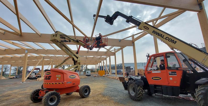 Réalisation d'une usine écoresponsable en charpente bois lamellé-collé