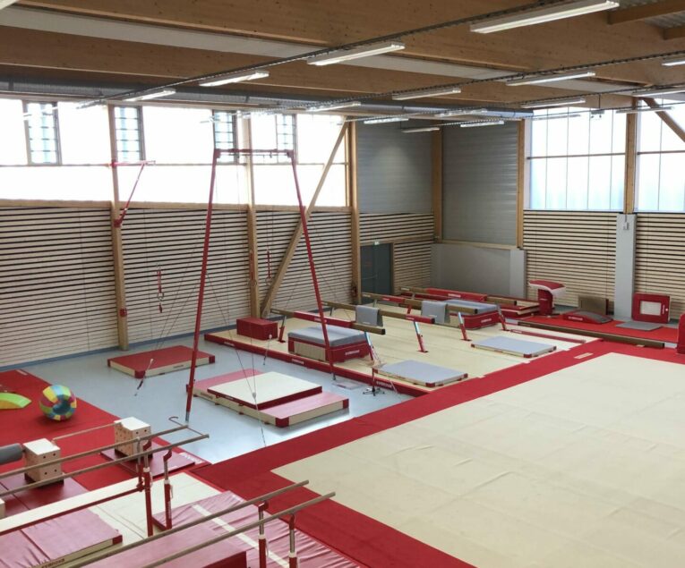 Structure en bois lamellé collé pour complexe multisport